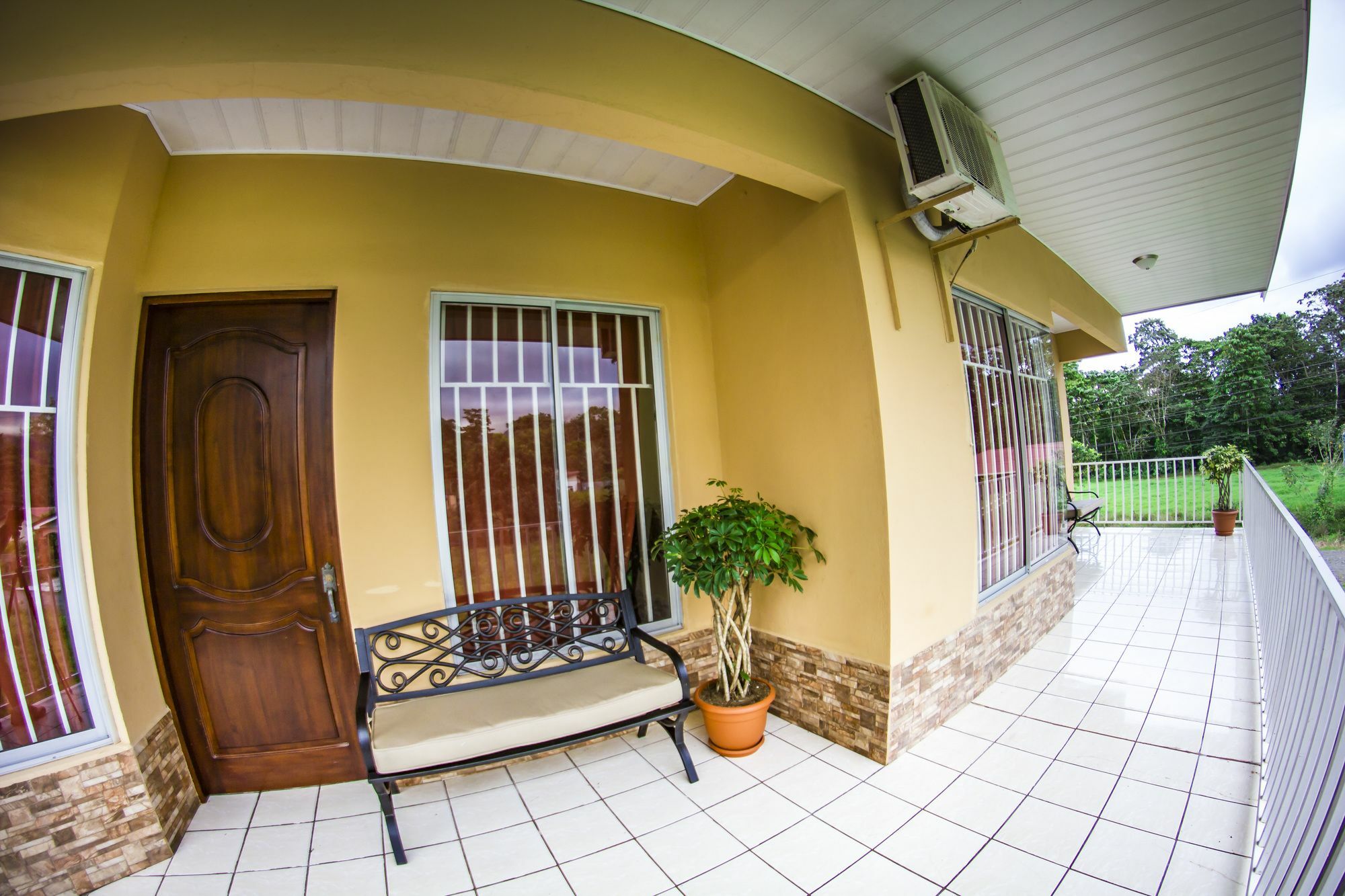 Apartamentos Valle Del Volcan La Fortuna المظهر الخارجي الصورة