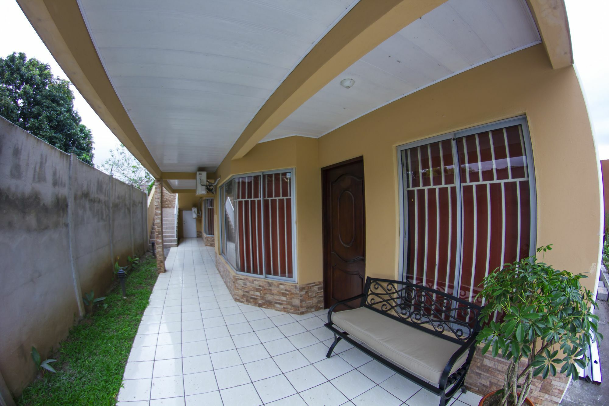 Apartamentos Valle Del Volcan La Fortuna المظهر الخارجي الصورة