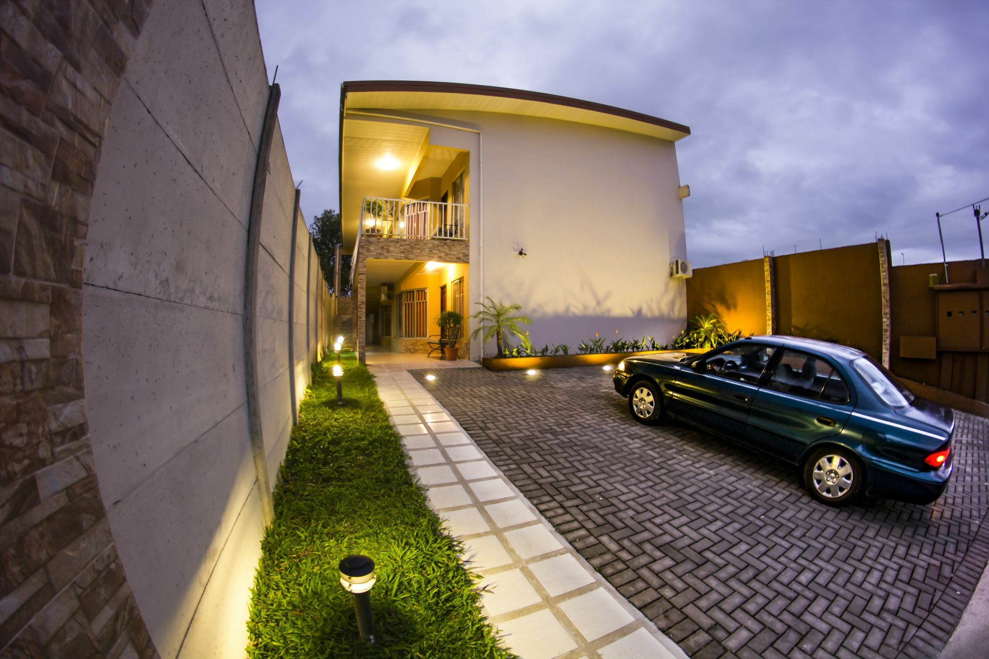 Apartamentos Valle Del Volcan La Fortuna المظهر الخارجي الصورة