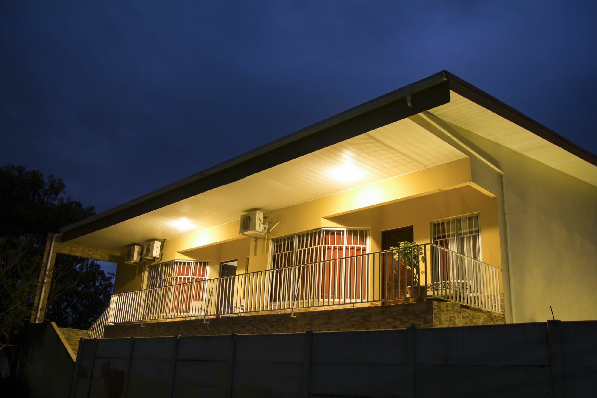 Apartamentos Valle Del Volcan La Fortuna المظهر الخارجي الصورة